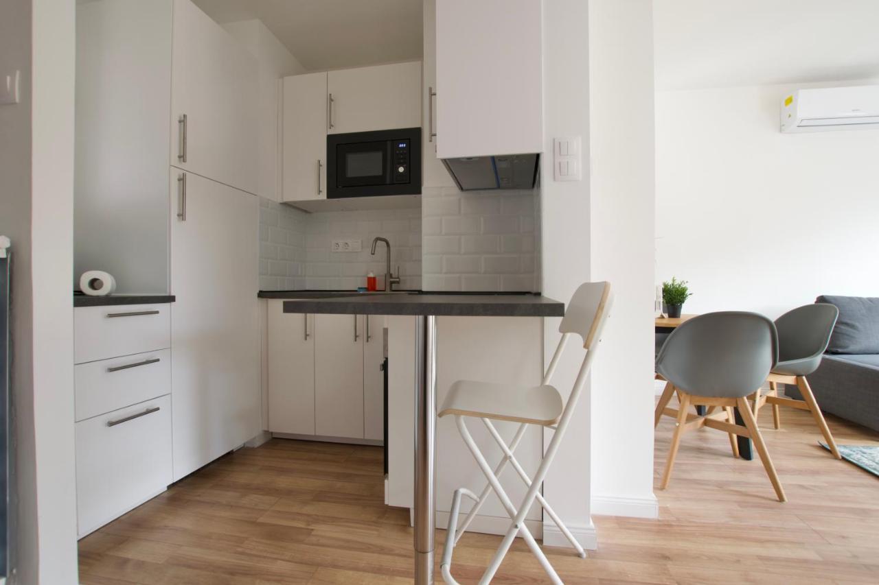 Standard Apartment By Hi5 - Dessewffy 37 Suites بودابست المظهر الخارجي الصورة