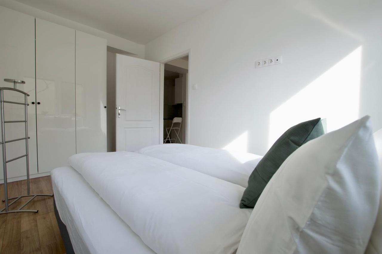 Standard Apartment By Hi5 - Dessewffy 37 Suites بودابست المظهر الخارجي الصورة