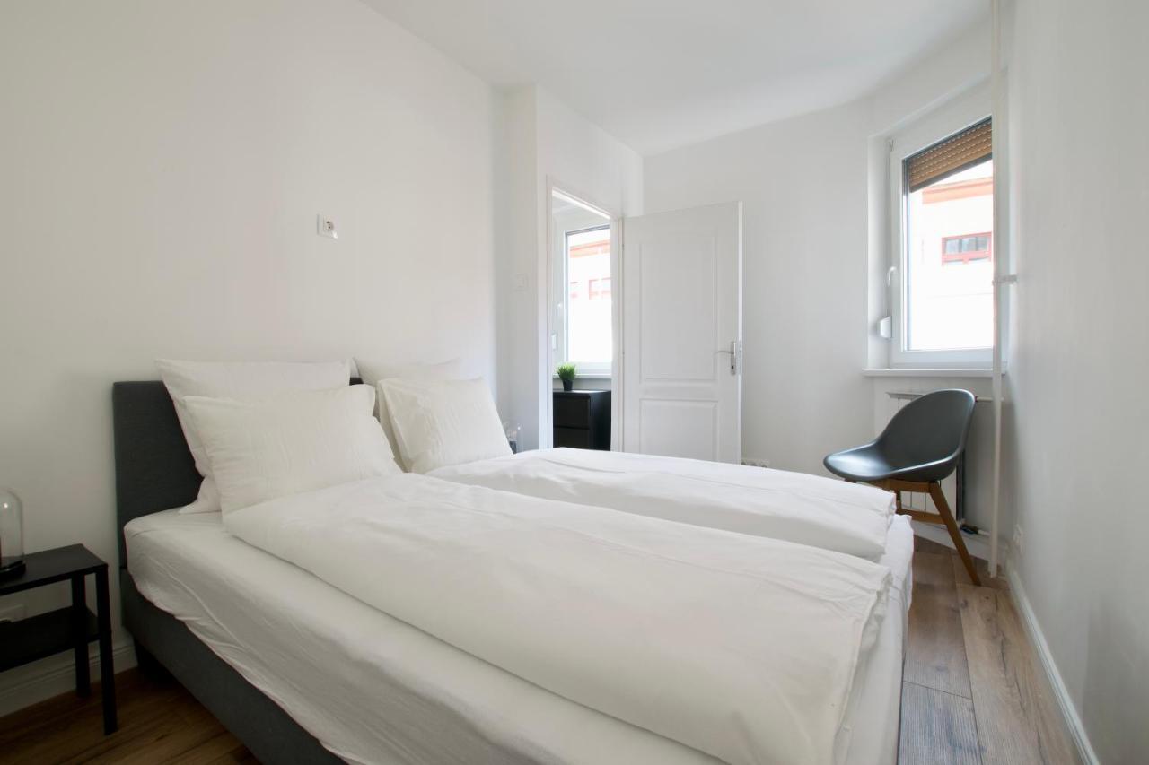Standard Apartment By Hi5 - Dessewffy 37 Suites بودابست المظهر الخارجي الصورة