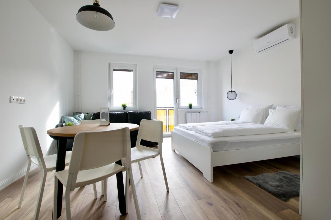 Standard Apartment By Hi5 - Dessewffy 37 Suites بودابست المظهر الخارجي الصورة
